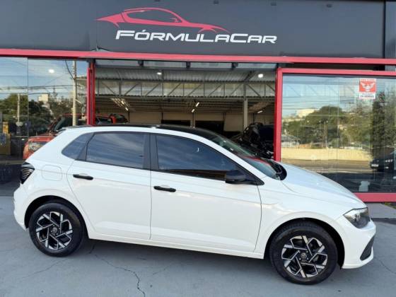 VOLKSWAGEN POLO 1.0 MPI TRACK MANUAL VOLKSWAGEN POLO 1.0 MPI TRACK MANUAL
